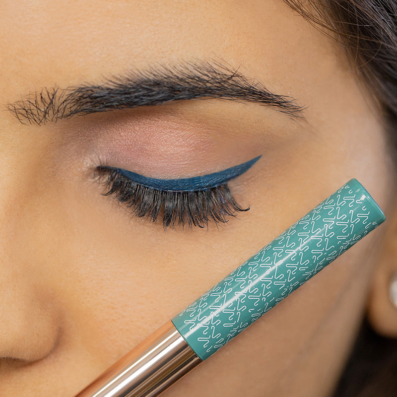 Kay Beauty Eye Stylist Liquid Eyeliner - Bespoke Blue